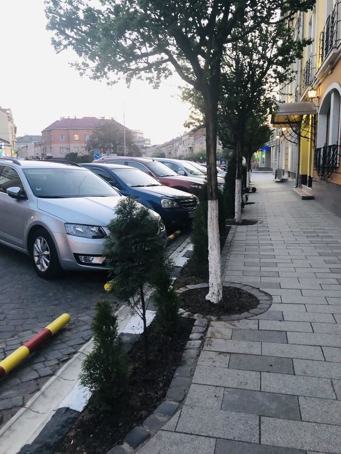 Отель Атлант Ужгород